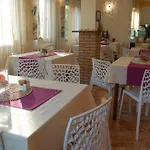 Irene Hotel 3*