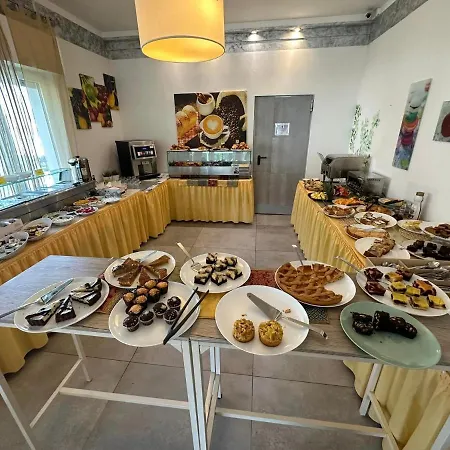 Irene Hotel 3*